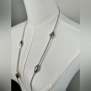 Women’s Brighton long silver necklace with lobster claw closure 38-40 long EUC